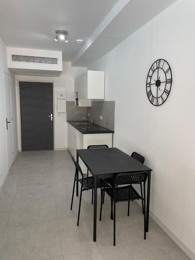 Appartement 30 M2, Piscine Et Parking Prive Mouans-Sartoux Exteriér fotografie